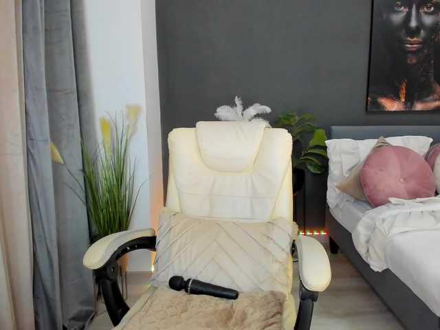 SoniaRey live cam on BongaCams