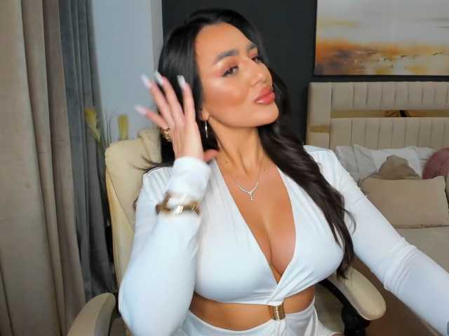 SoniaRey live cam on BongaCams