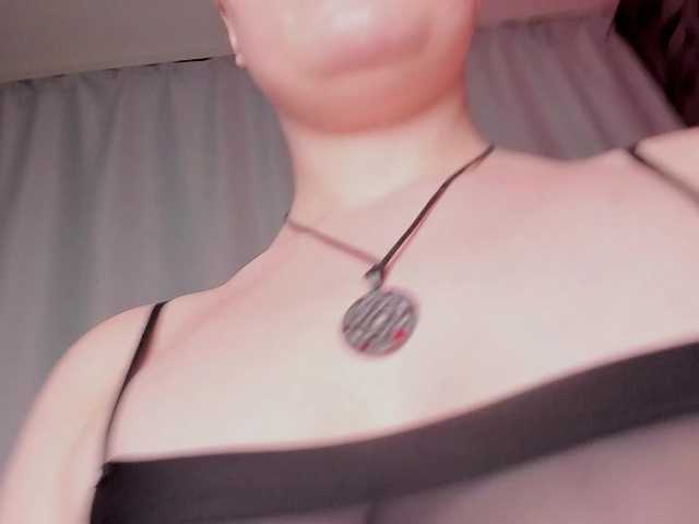 IrenePearcy live cam on BongaCams
