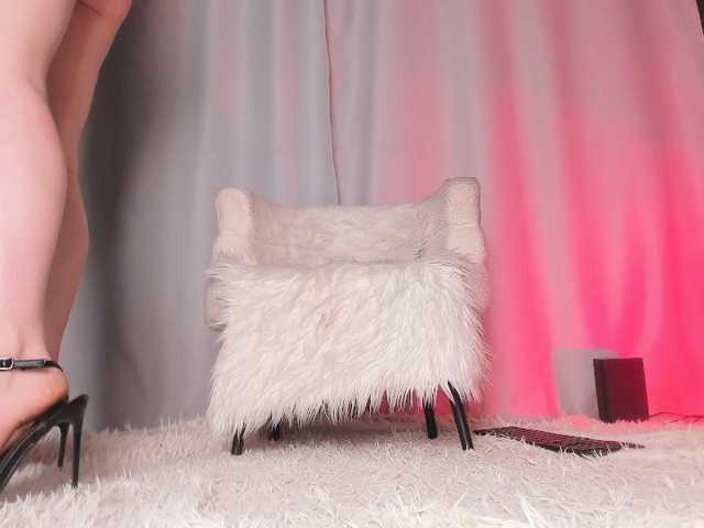 IrenePearcy live cam on BongaCams