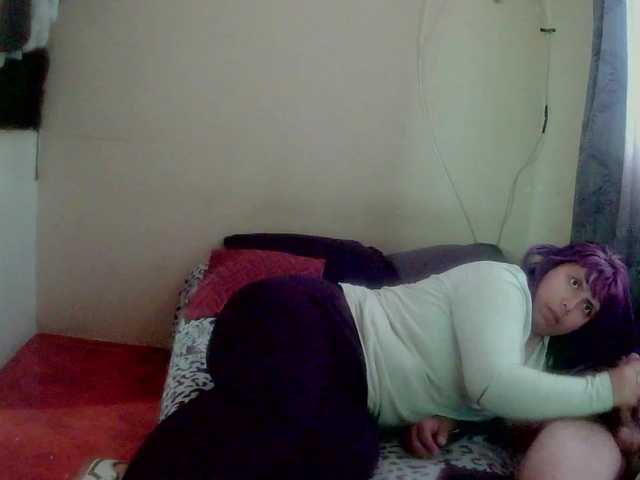 lia-sex-leo
