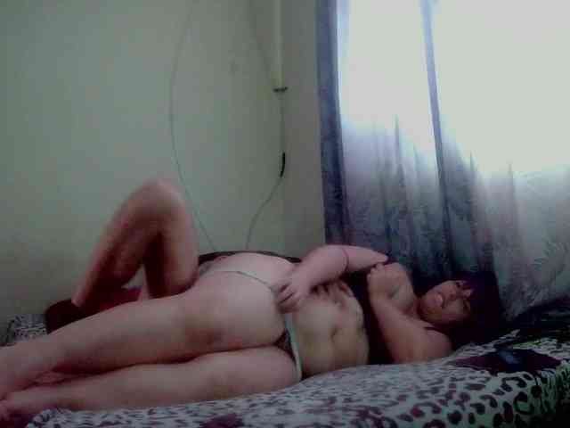 lia-sex-leo