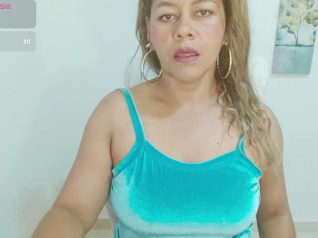 KaillyPariss live cam on BongaCams
