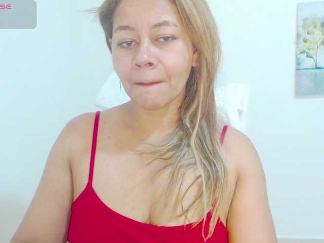 KaillyPariss live cam on BongaCams