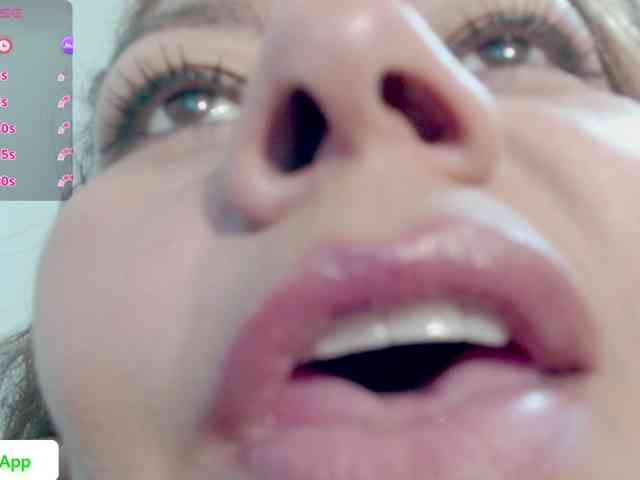 KaillyPariss webcam