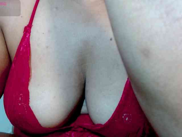 KaillyPariss webcam