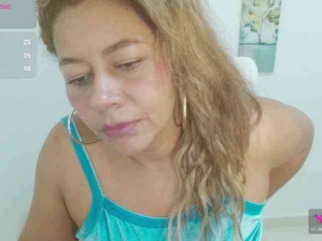 KaillyPariss webcam