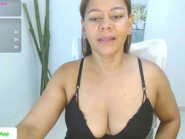 KaillyPariss webcam