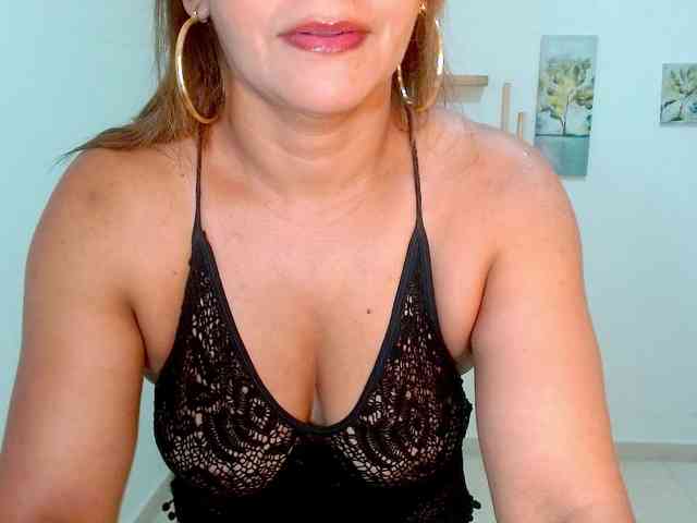 KaillyPariss webcam
