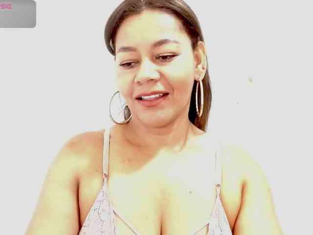 KaillyPariss webcam