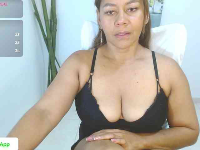 KaillyPariss webcam