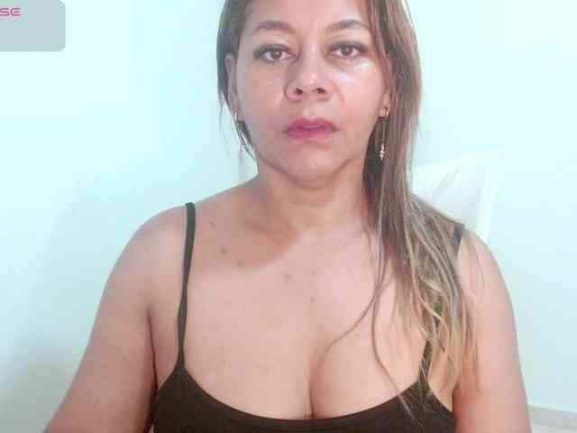 KaillyPariss webcam