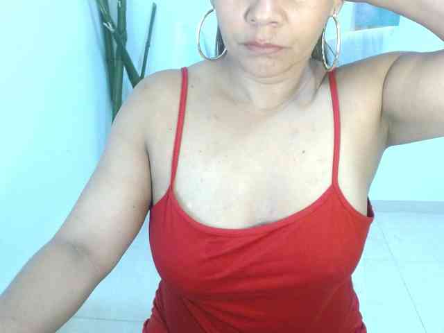 KaillyPariss webcam