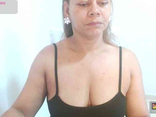 KaillyPariss webcam