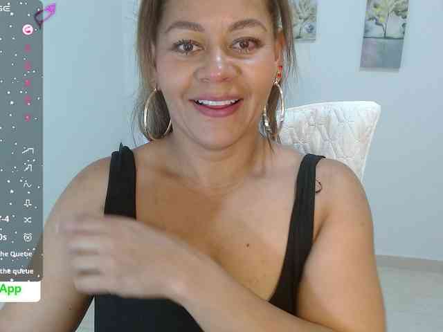 KaillyPariss webcam