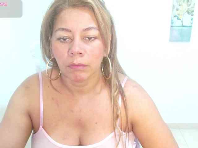 KaillyPariss webcam