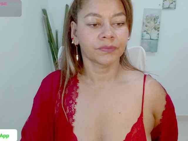 KaillyPariss webcam
