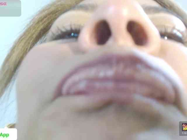KaillyPariss webcam