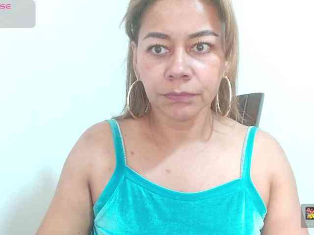 KaillyPariss webcam