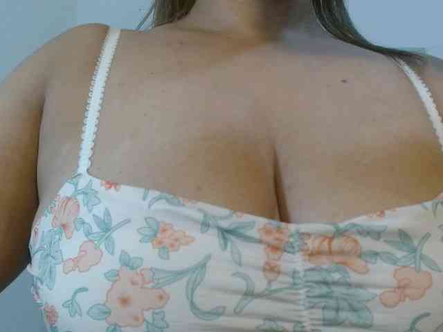 KaillyPariss webcam