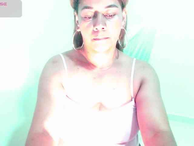 KaillyPariss webcam