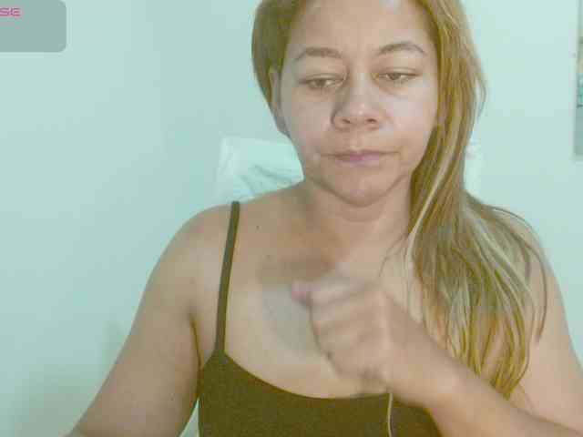 KaillyPariss webcam