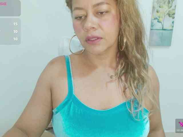 KaillyPariss webcam