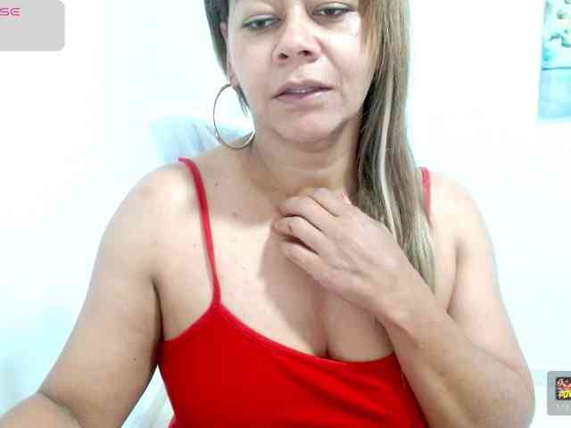 KaillyPariss webcam