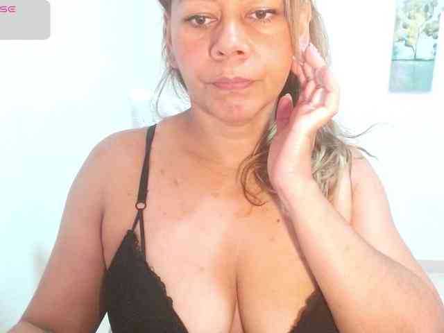 KaillyPariss webcam