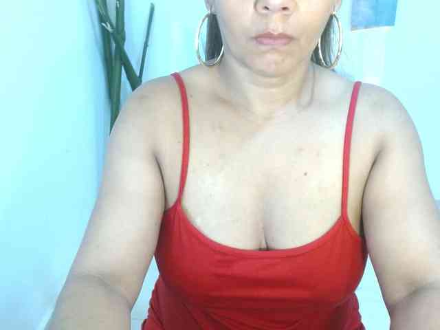 KaillyPariss webcam