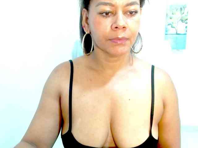 KaillyPariss webcam