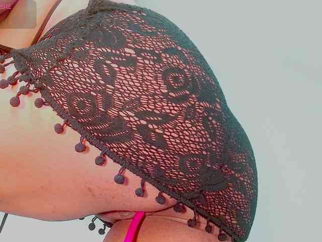 KaillyPariss webcam