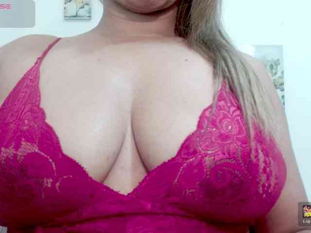 KaillyPariss webcam