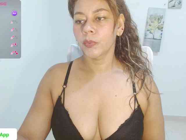 KaillyPariss webcam