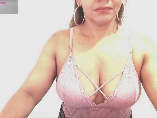 KaillyPariss webcam