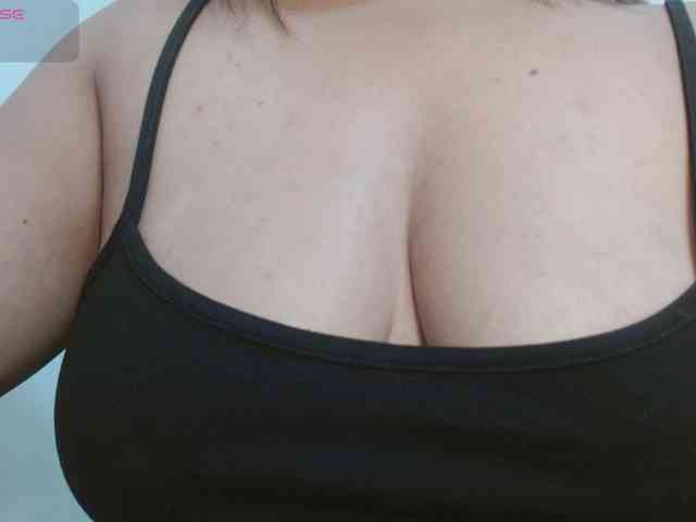 KaillyPariss webcam