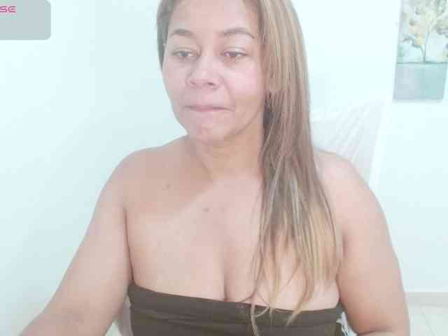 KaillyPariss webcam