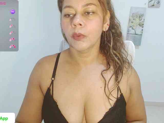 KaillyPariss webcam