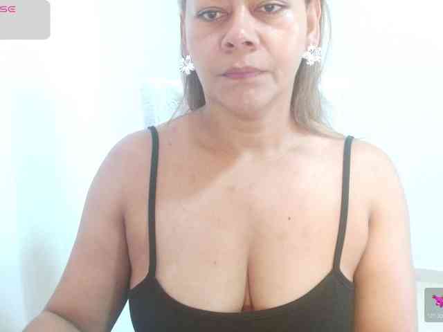 KaillyPariss webcam