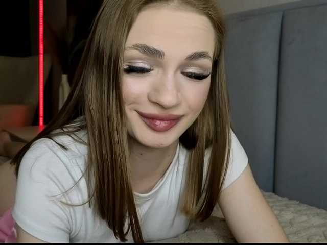 Pussyya live cam on BongaCams