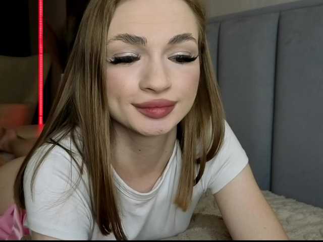 Pussyya live cam on BongaCams