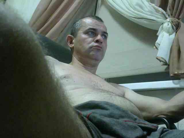 qaz75va Sex Cam Show