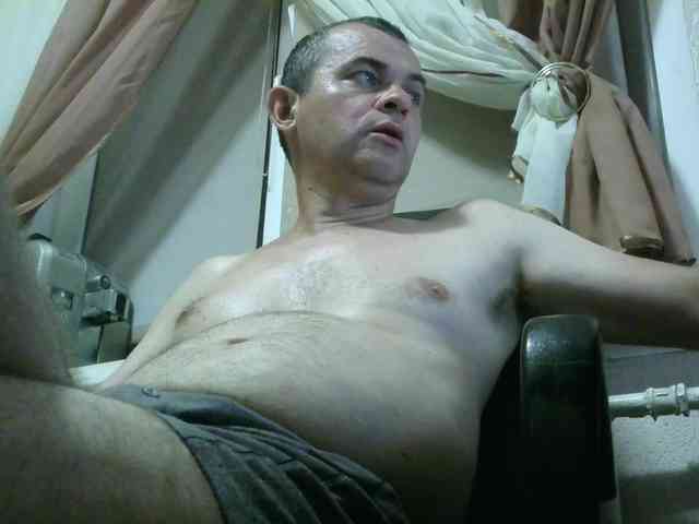 qaz75va Sex Cam Show