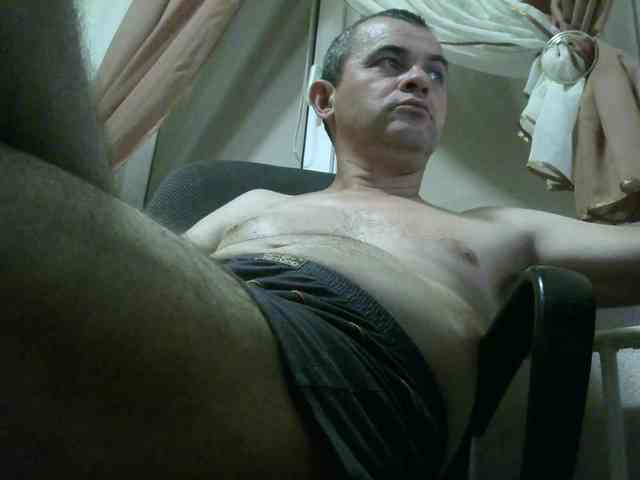 qaz75va Sex Cam Show