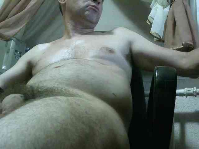 qaz75va Sex Cam Show