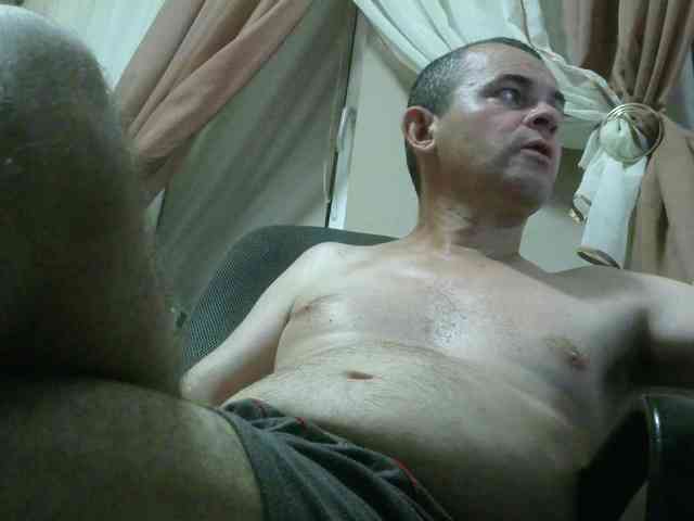 qaz75va Sex Cam Show