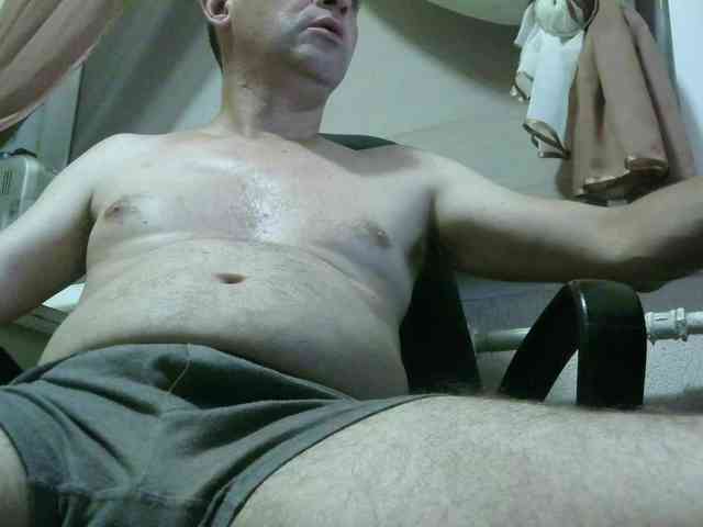 qaz75va Sex Cam Show