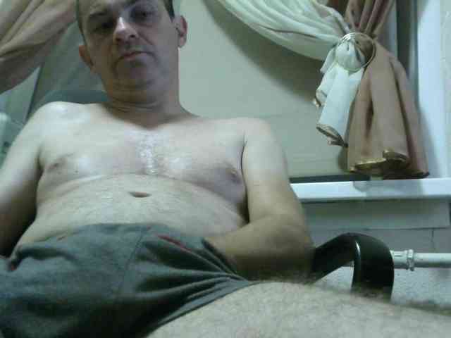 qaz75va Sex Cam Show