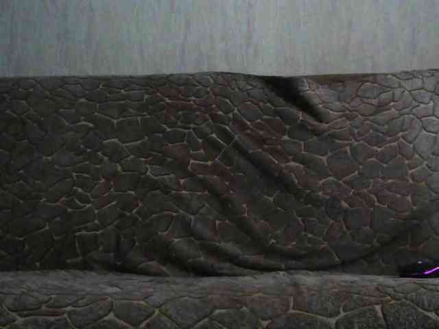 qaz75va Live Webcam on BongaCams