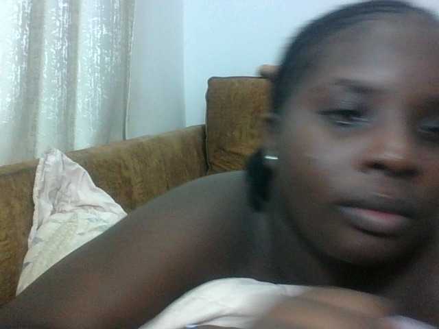 Hotybobbies live cam on BongaCams